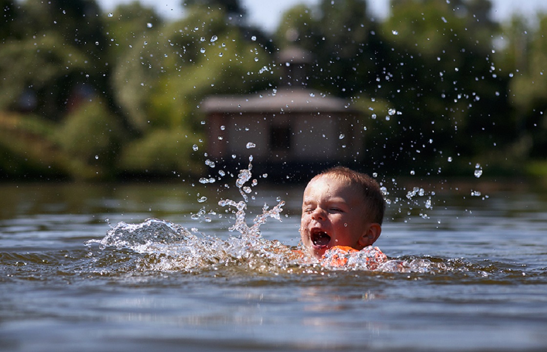 Малыши утонули во время купания в реке под Астраханью