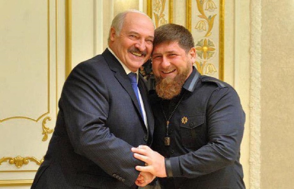 Кадыров поздравил «большого друга чеченского народа» Александра Лукашенко