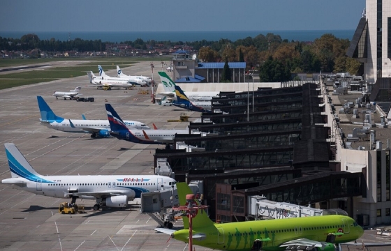 Из-за плохого самочувствия пассажирки самолет в Турцию приземлился в Сочи