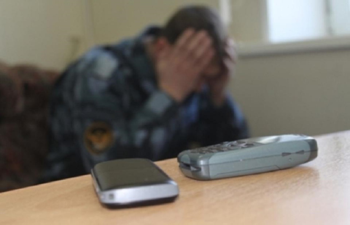 Инспектор ФСИН в Кабардино-Балкарии продал заключенному свой мобильный