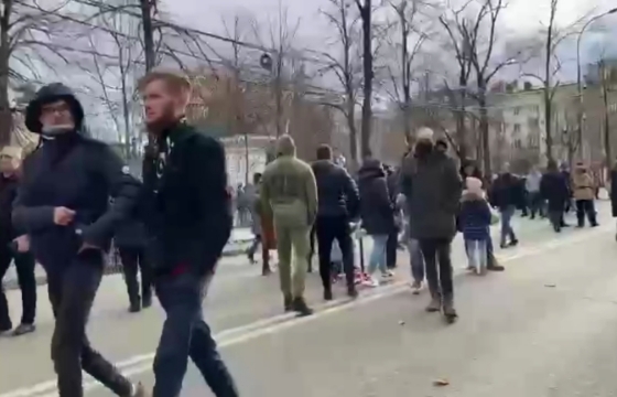 Неинтересно и скучно: протестующие в Краснодаре начали расходиться с митинга