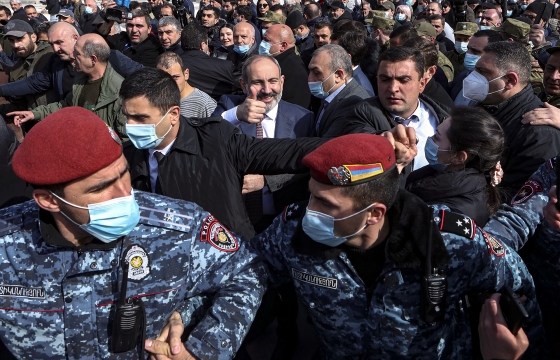 Эксперт: Турция первой отреагировала на политический кризис в Армении