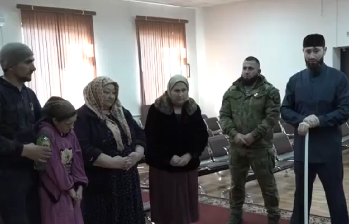 Их ждет наказание от Аллаха: жительниц Чечни задержали за колдовство