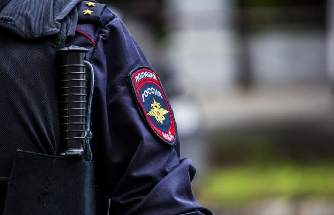 Попавшиеся на валютной взятке полицейские из Пятигорска получили по 7 лет