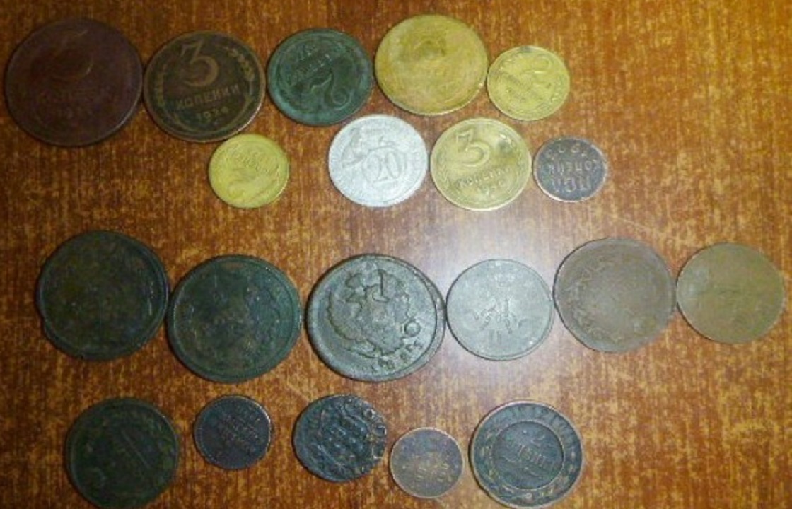 Монеты XVIII века пытались вывести из Ростова в ЛНР