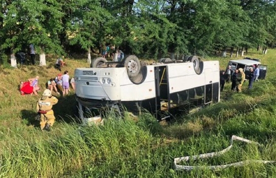 Пассажирка автобуса госпитализирована после ДТП на Кубани