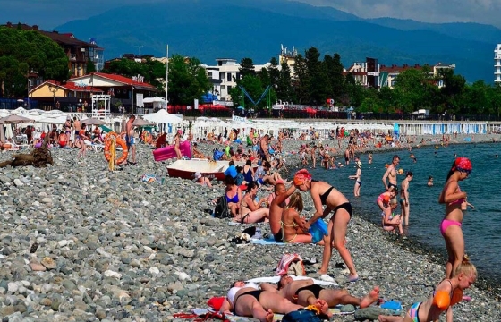 На курорты Краснодарского края будут пускать только привитых россиян