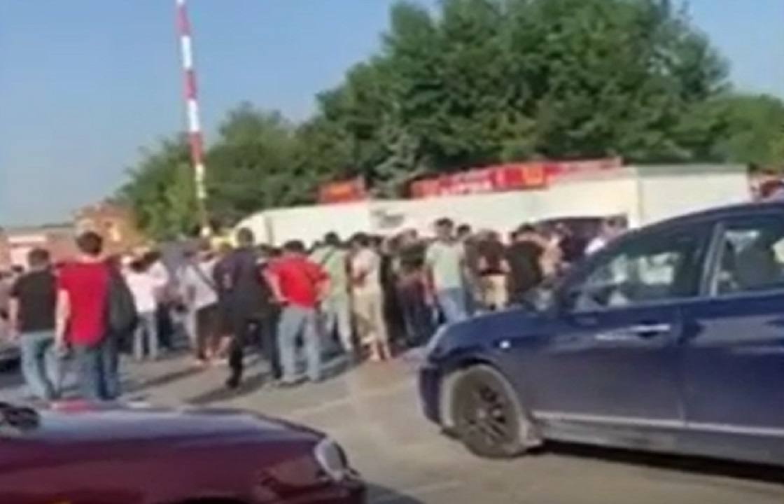 Названа причина массовой драки на рынке в Ростове