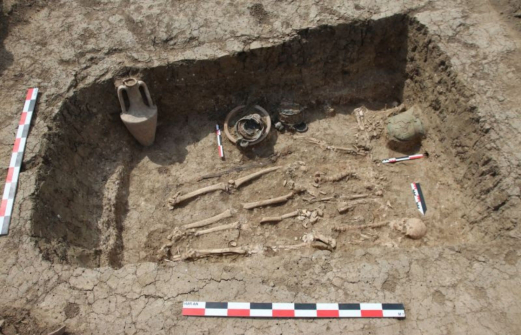 Более 62 гектар Таманского полуострова изучили археологи для спасения артефактов