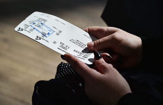 Жительница Севастополя потеряла деньги, купив авиабилеты в интернете