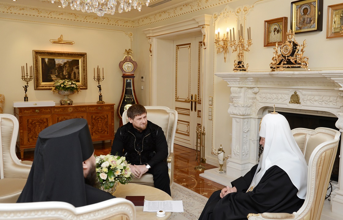 Богатый опыт и твердые принципы: Кадыров перечислил заслуги патриарха Кирилла