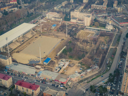 Краснодарских спортсменов динамят с реконструкцией стадиона