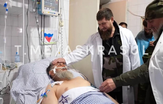 Пропавший после убийства Немцова Руслан Геремеев ранен в Мариуполе. Фото