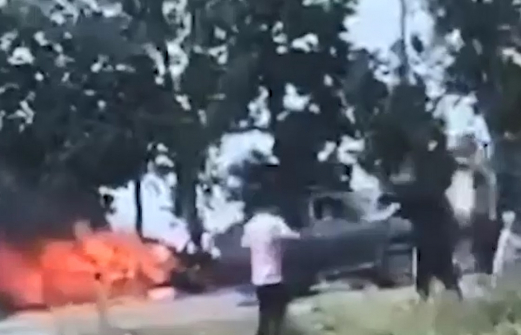 Очевидец заснял взрыв машины после ДТП в Кабардино-Балкарии. Видео