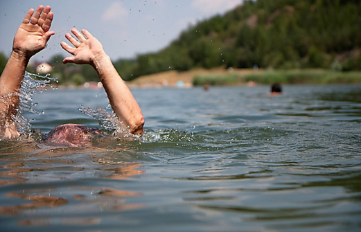 Подросток утонул в реке под Астраханью