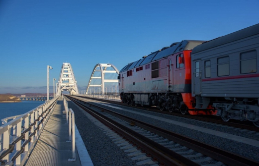 Гендиректора "Крымской железной дороги" обвинили в превышении полномочий на 40 млн рублей