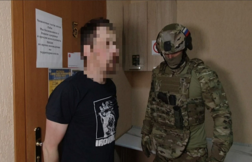 ФСБ задержало в Крыму мужчину, пытавшегося уехать в украинский нацбат