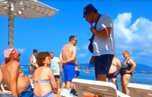 В Геленджике расторгнут договор с арендаторами пляжа, с которого охранник выгнал туристов