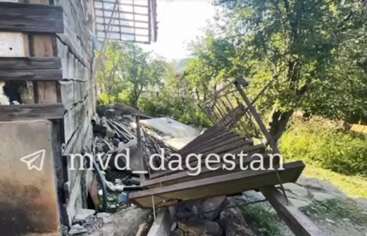 Следком возбудил дело после обрушения лестницы на свадьбе в Дагестане