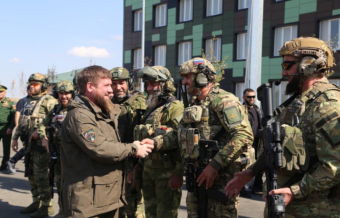 Кадыров готов направить на фронт несовершеннолетних сыновей