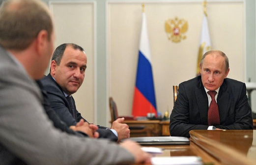 Гордимся нашим президентом: Рашид Темрезов поздравил Владимира Путина с юбилеем