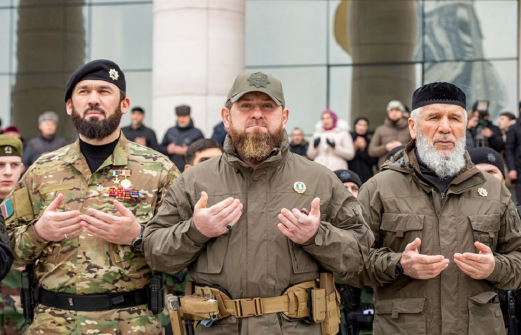 Сбрейте бороды! – Кадыров обратился к боящимся воевать кавказцам