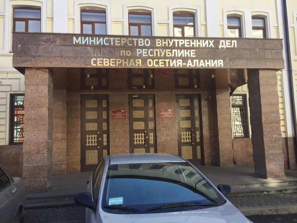В Северной Осетии полицейский предложил знакомому сесть в тюрьму за 10 тысяч рублей