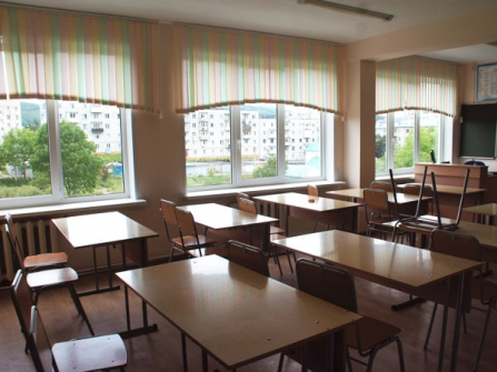 В Туапсинском районе школьница выпрыгнула из окна из-за плохой оценки