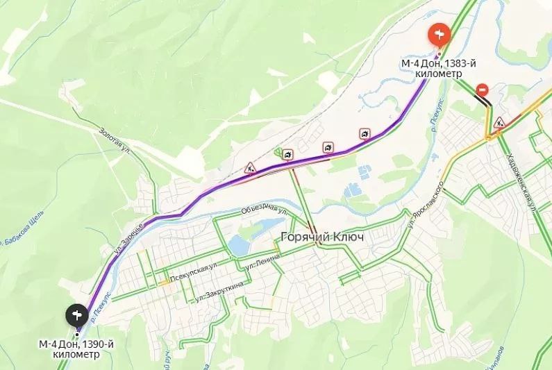На трассе к черноморским курортам Краснодарского края образовались многокилометровые пробки