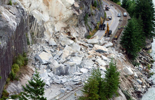 Один турист погиб, несколько пострадали под камнепадами в Кабардино-Балкарии
