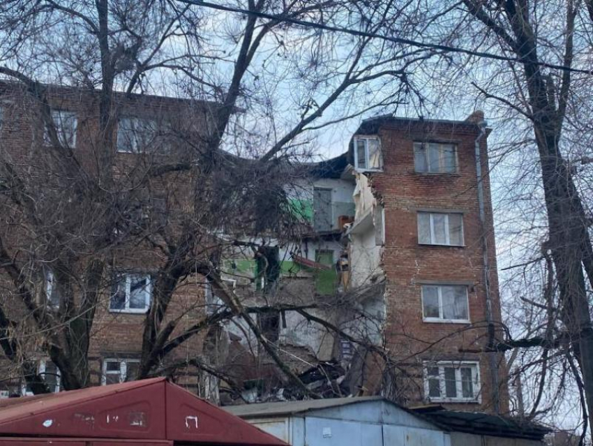 В Ростове жители аварийных домов устроят митинг