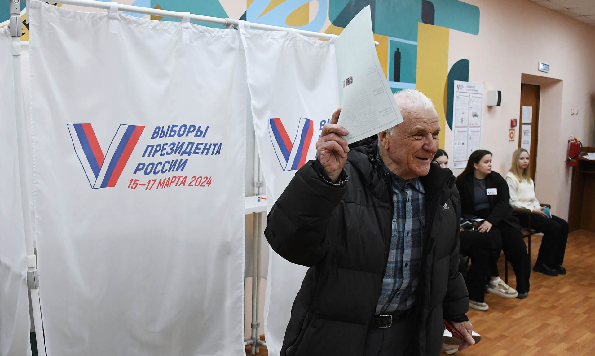 Руководитель Молодой Гвардии Кубани Юрий Костомаха подвёл итоги первого дня