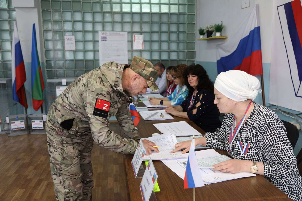 В КЧР в первый день голосования участники СВО реализовали своё избирательное право