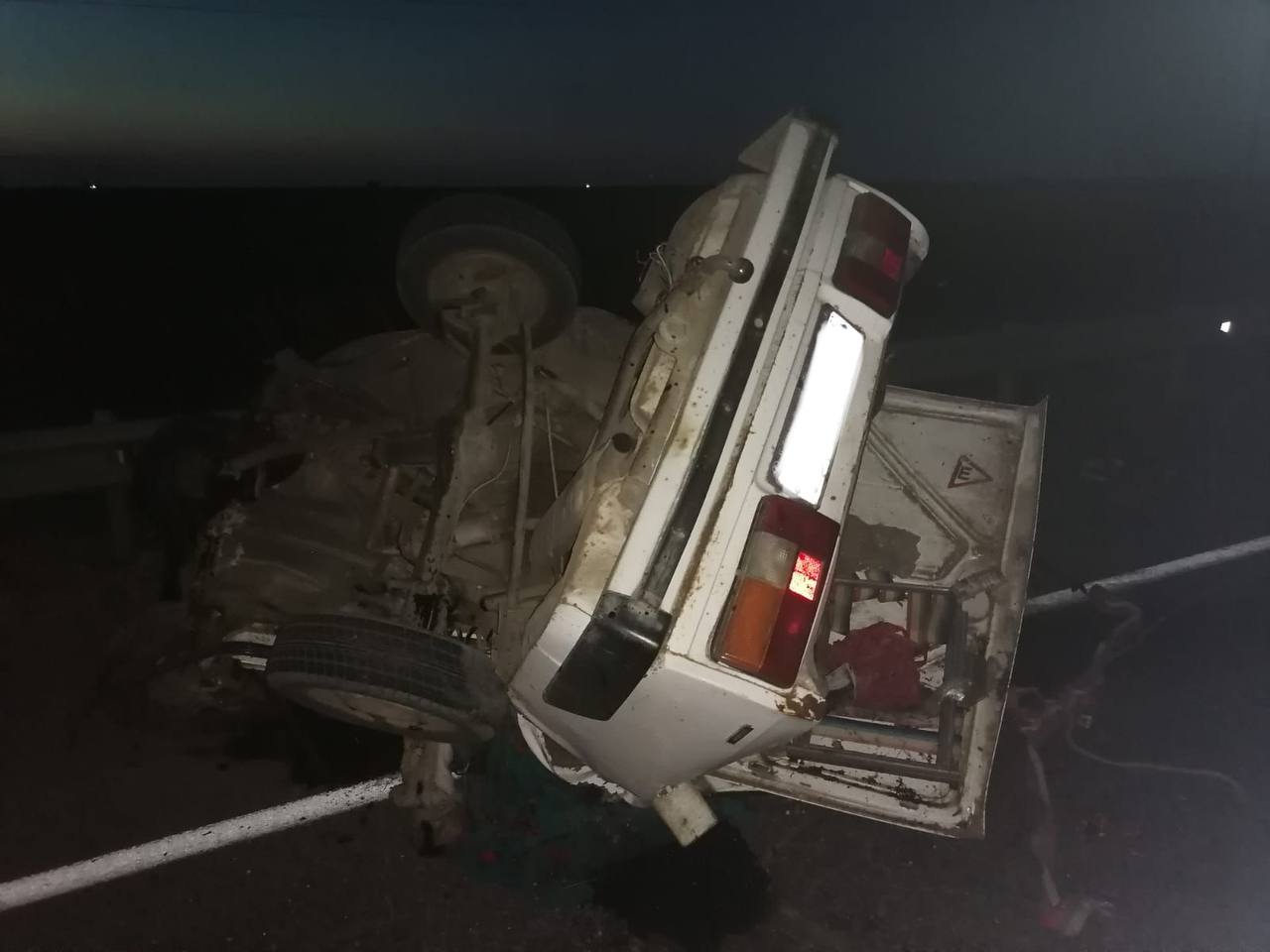 В Красноармейском районе Кубани водитель легкового авто погиб в лобовом ДТП с КамАЗом