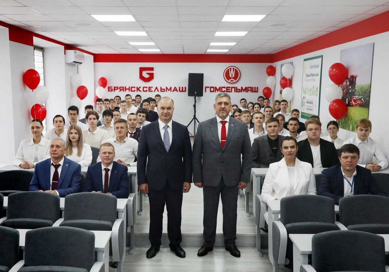 Производители сельскохозяйственной техники открыли учебный класс в СтГАУ.
