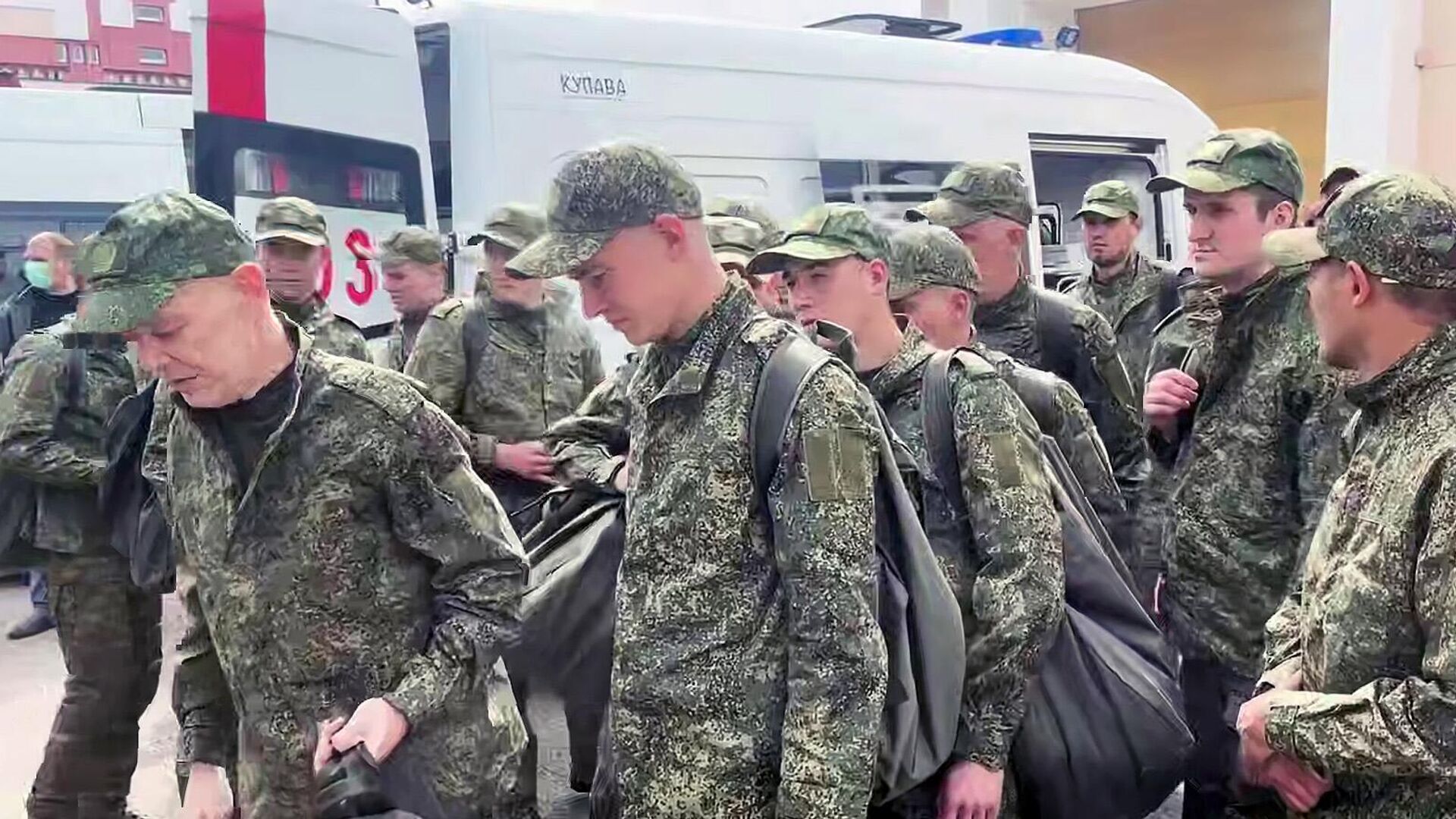 В Россию возвращены еще 307 военнопленных в рамках обмена с Украиной