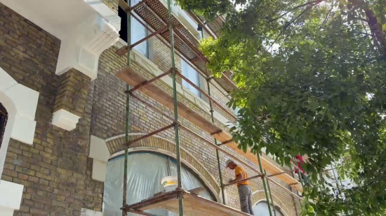 В Сухуме продолжается реставрация Центрального выставочного зала