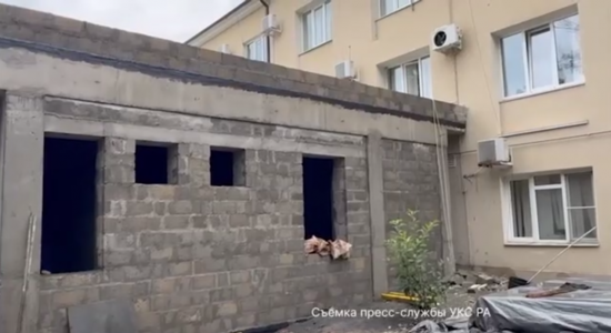 В Сухуме продолжается строительство Детской республиканской больницы и завершается подготовка к установке ангиографа