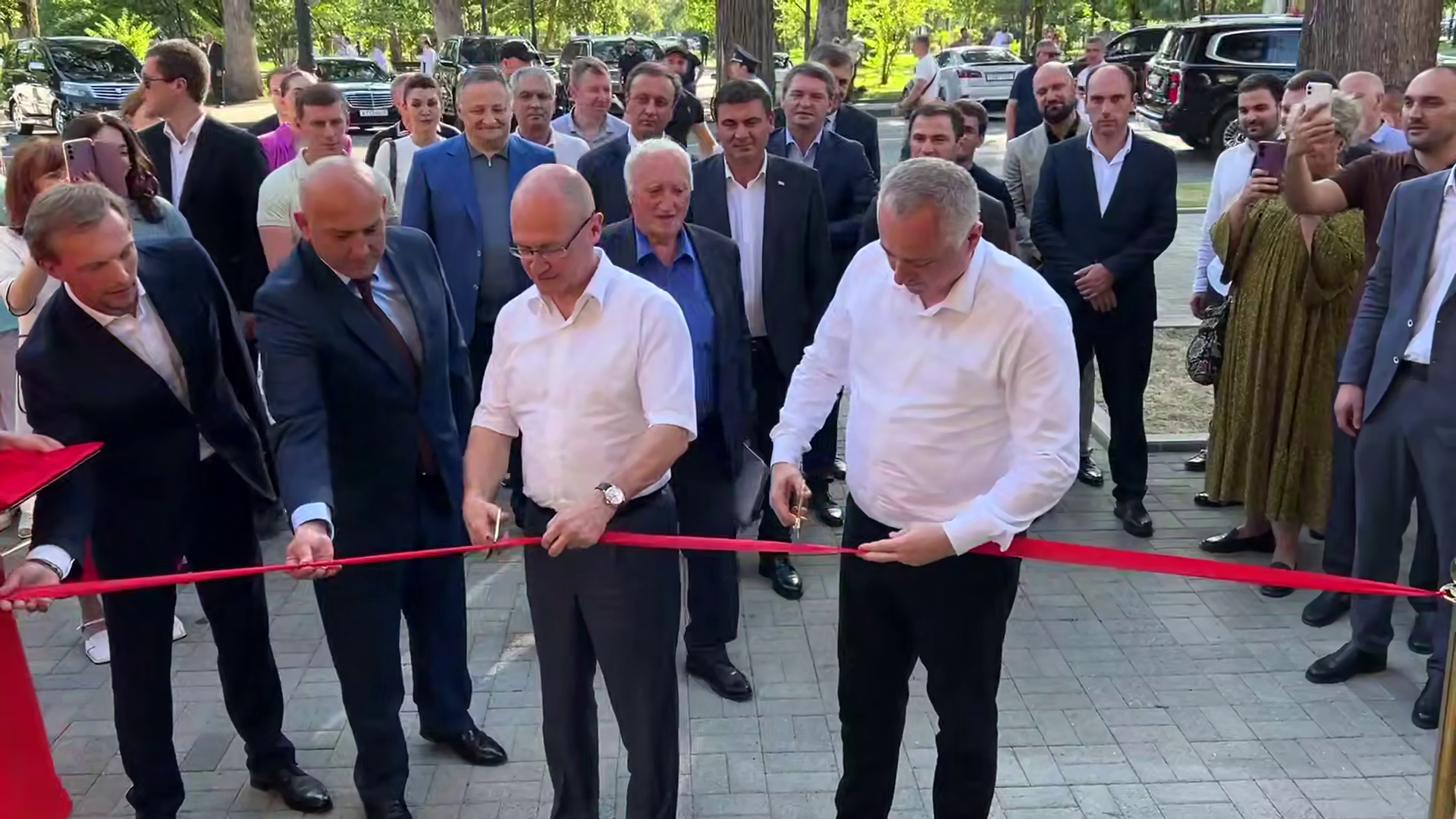 В Сухуме открылась Национальная картинная галерея