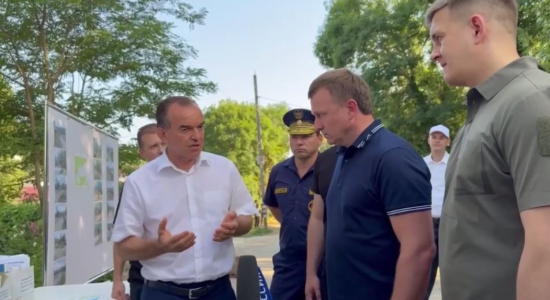 Губернатор Вениамин Кондратьев оценил последствия подтопления школы в Новомихайловском Туапсинского района