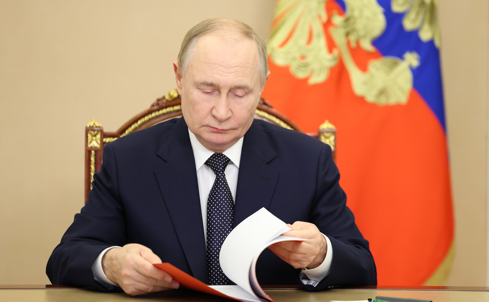 Владимир Путин отмечает 73-летие в рабочем режиме
