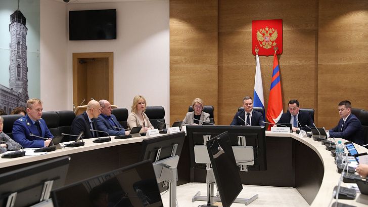 В Волгоградской области начали рассматривать бюджет на 2026 год