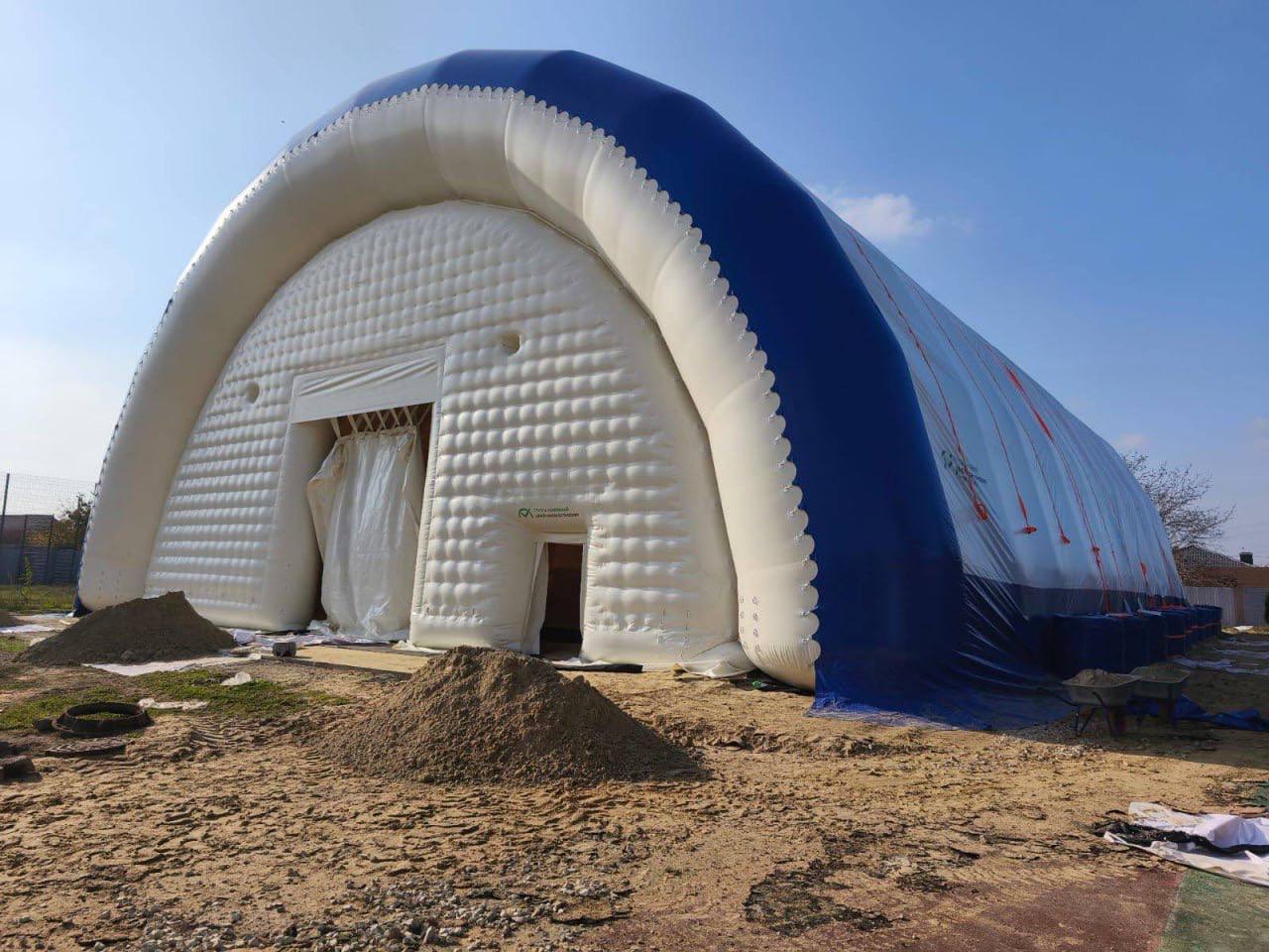 Пневмокаркасный арочный спортзал откроют в школе Крымска