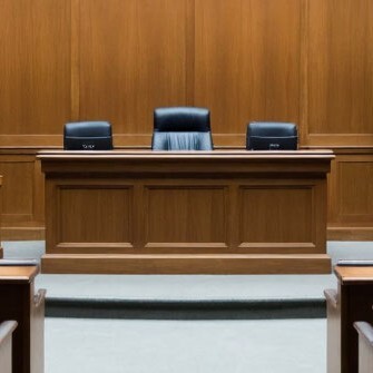 ВККС разрешила возбудить уголовные дела в отношении пятерых судей Ростова-на-Дону