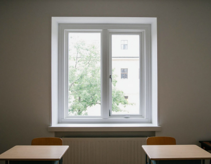 В Ставрополе при падении из окна университета погиб студент