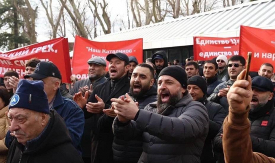 В Сочи прошло собрание в поддержку Армянской Апостольской церкви