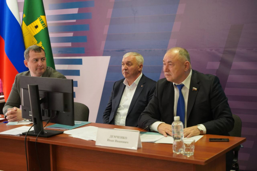 В Абинском районе обсуждают строительство комплекса по обращению с отходами