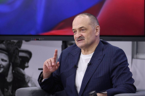 Сергей Меликов провел прямую линию: ответил на вопросы о прорыве плотины, выплатах пострадавшим, ковре и слухах об отставке