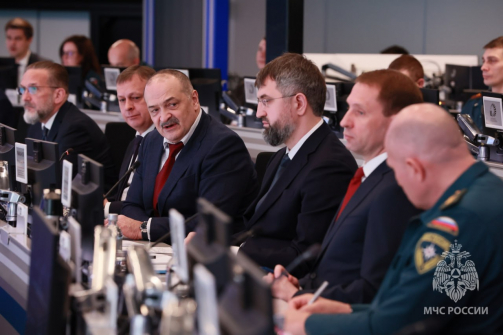 Глава МЧС провел первое заседание правкомиссии по ликвидации последствий паводков в Дагестане и Чечне