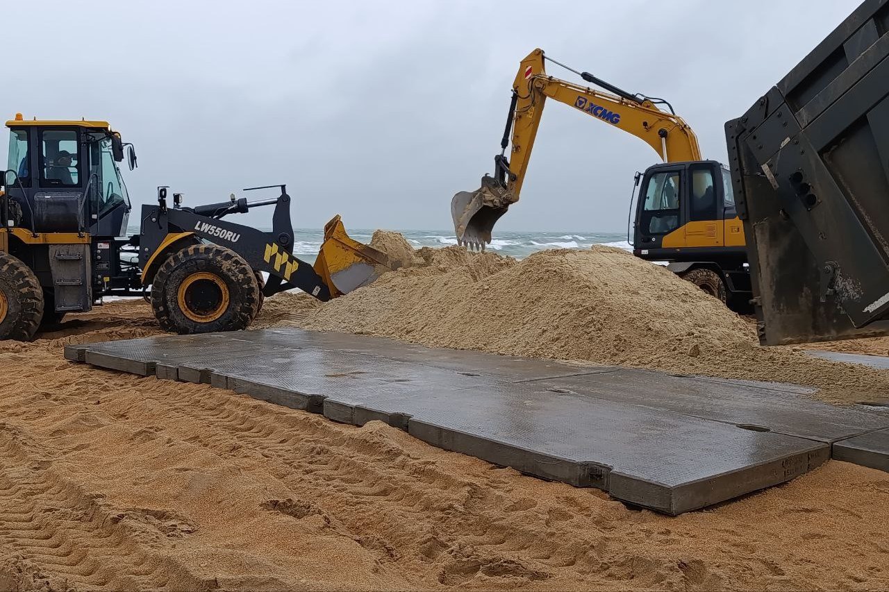 Кондратьев: отсыпку пляжей в Анапе начали с участка длиной 3,5 км - технологию признали безопасной после эксперимента